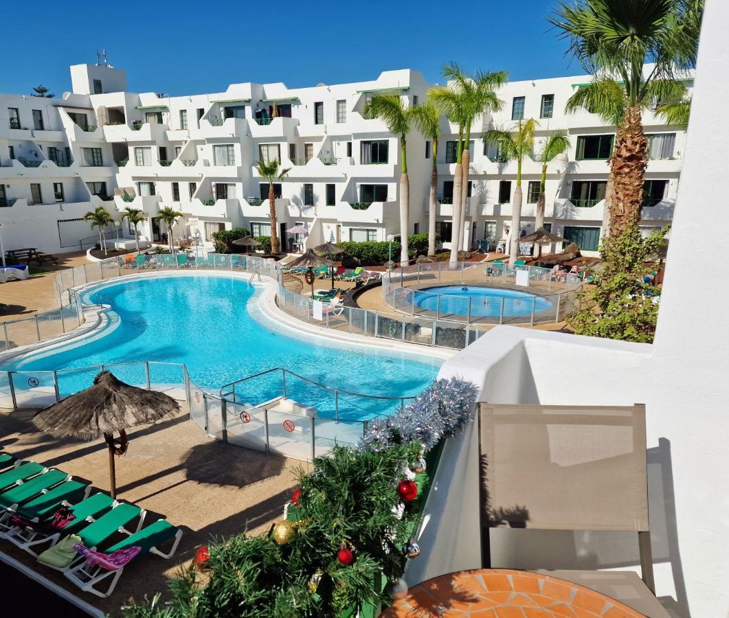 Lovely Apartment Mira With Pool Puerto del Carmen  Exterior photo