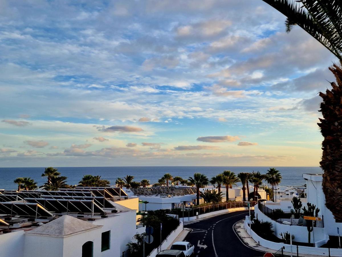 Lovely Apartment Mira With Pool Puerto del Carmen  Exterior photo
